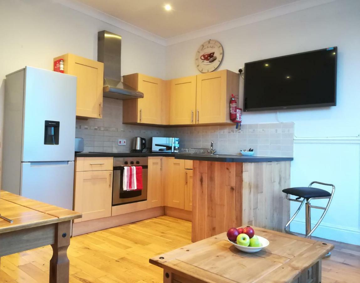 Bright And Airy, 1 Bedroom, Ground Floor Apartment, Uplands, Суонзи Екстериор снимка